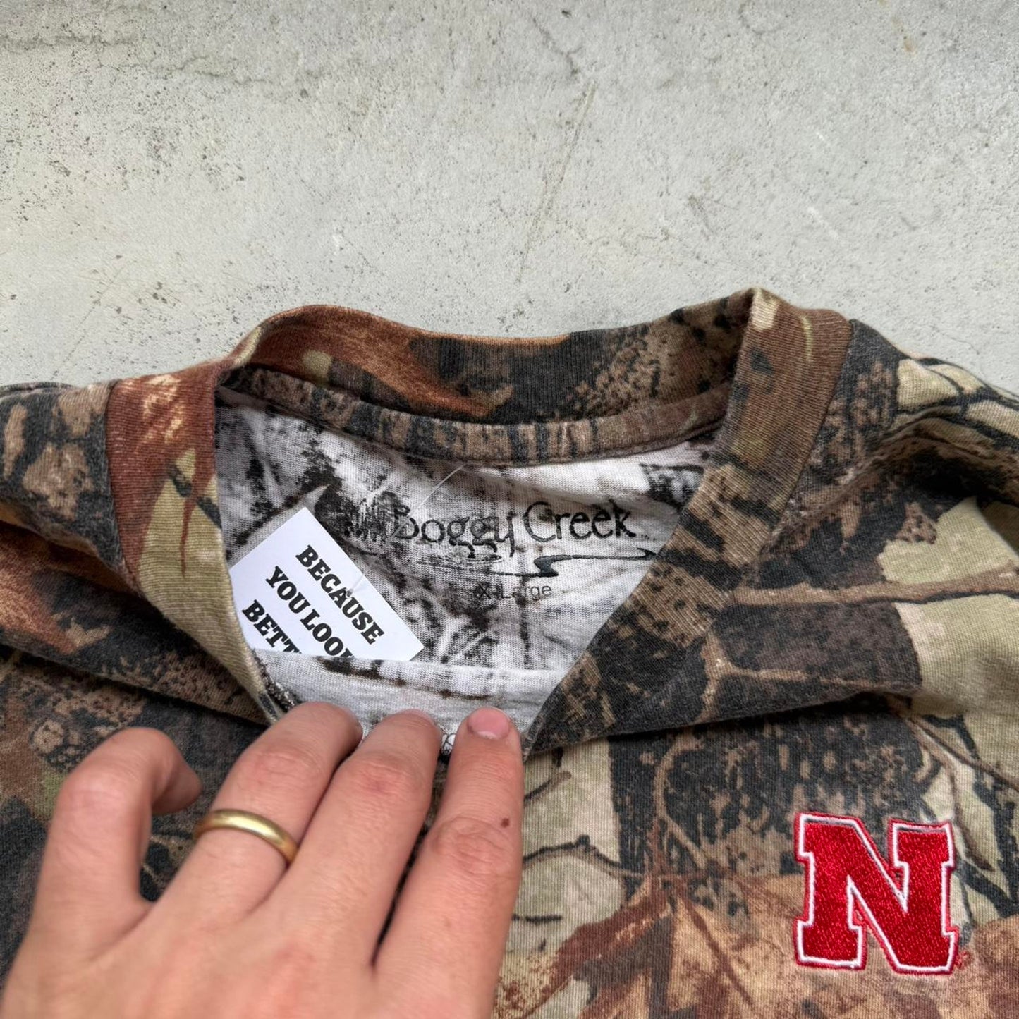 Vintage Y2K Nebraska Huskers Camo T-Shirt - X-Large