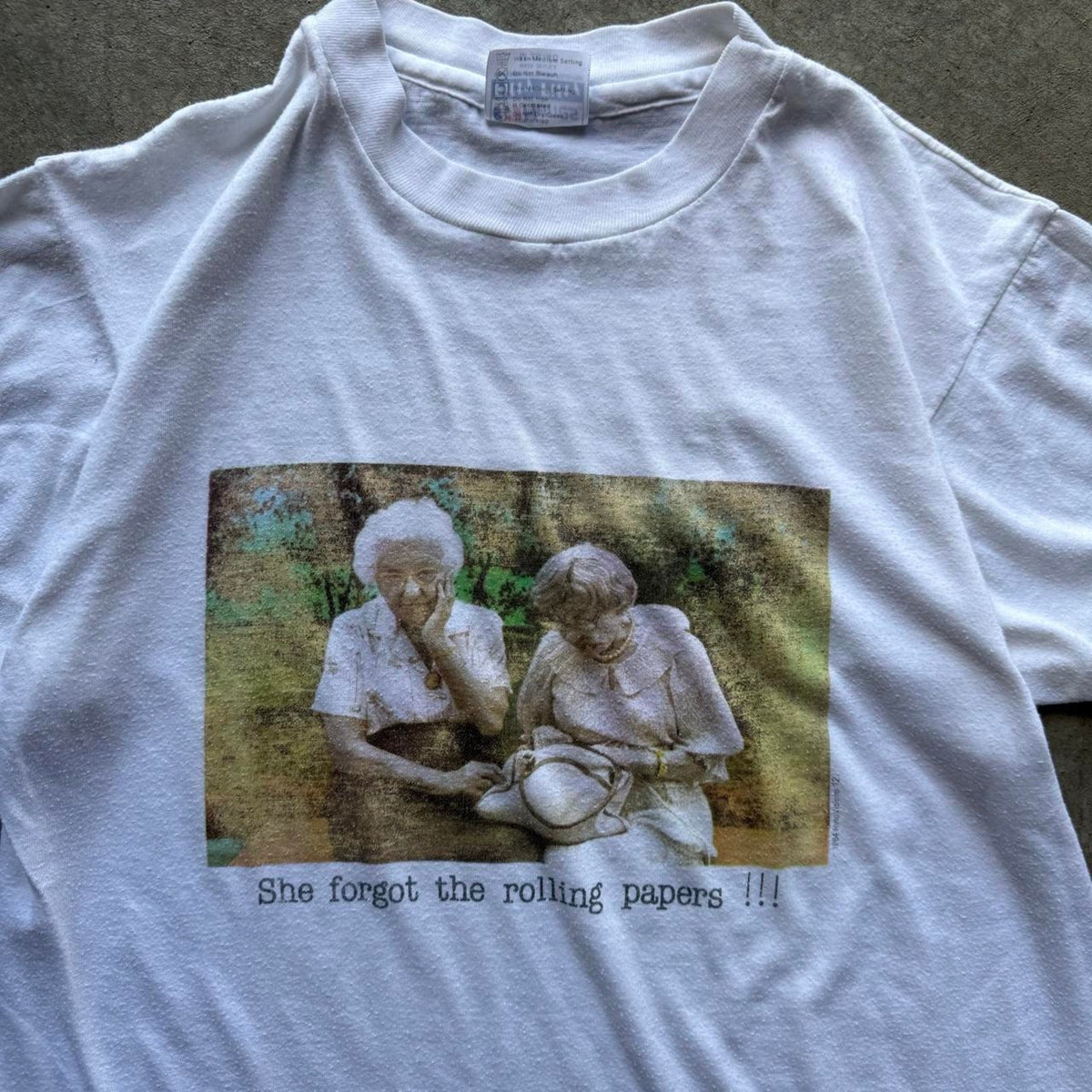 Vintage 80s She Forgot The Rolling Papers Humor T-Shirt - Medium