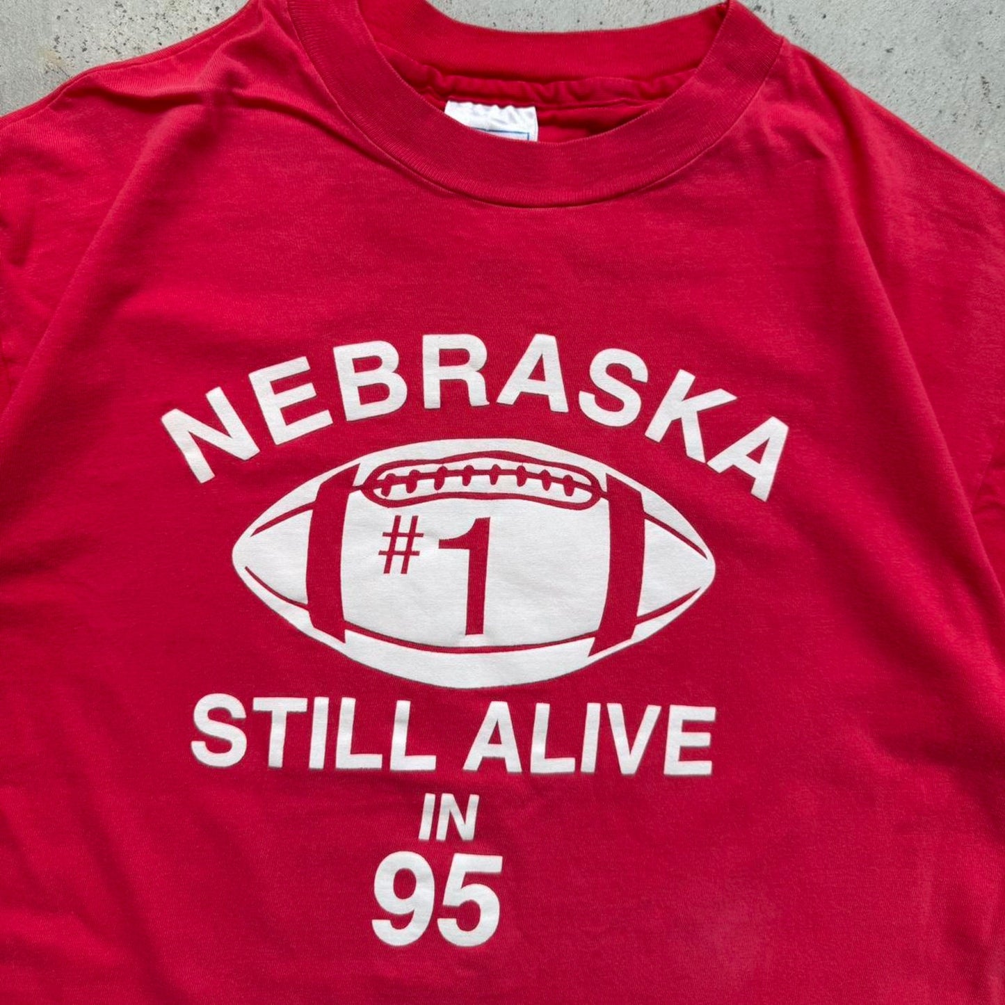 Vintage 1995 Nebraska Huskers Still Alive in 95 Football T-Shirt - Large