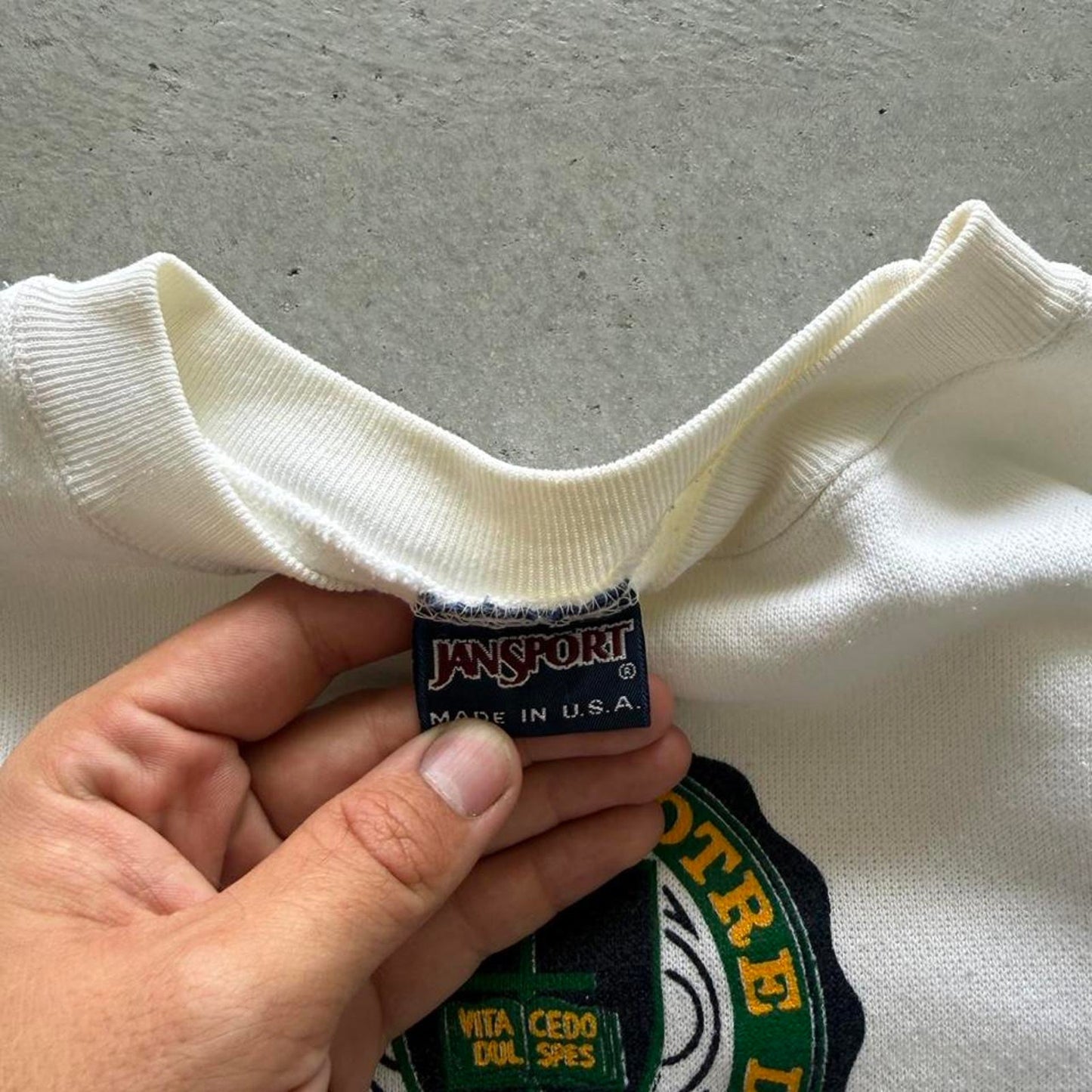 Vintage 90s Notre Dame Fighting Irish College Crewneck - Medium