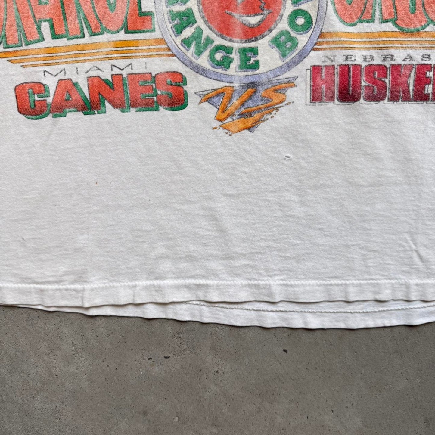 Vintage 90s Nebraska Huskers Orange Crush FedEx Bowl Hurricanes T-Shirt - Large