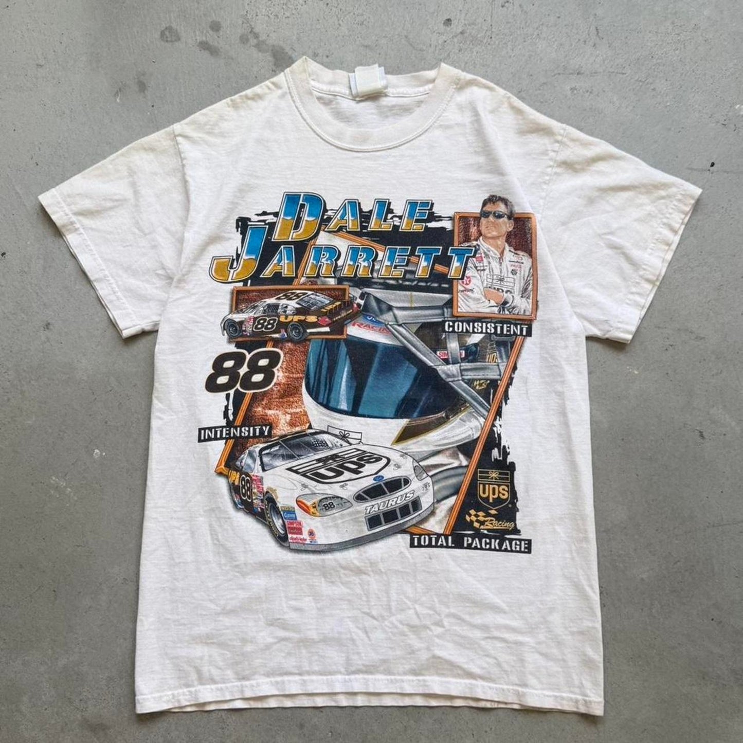 Vintage Y2K NASCAR Dale Jarrett Racing Race Car T-Shirt  - Medium
