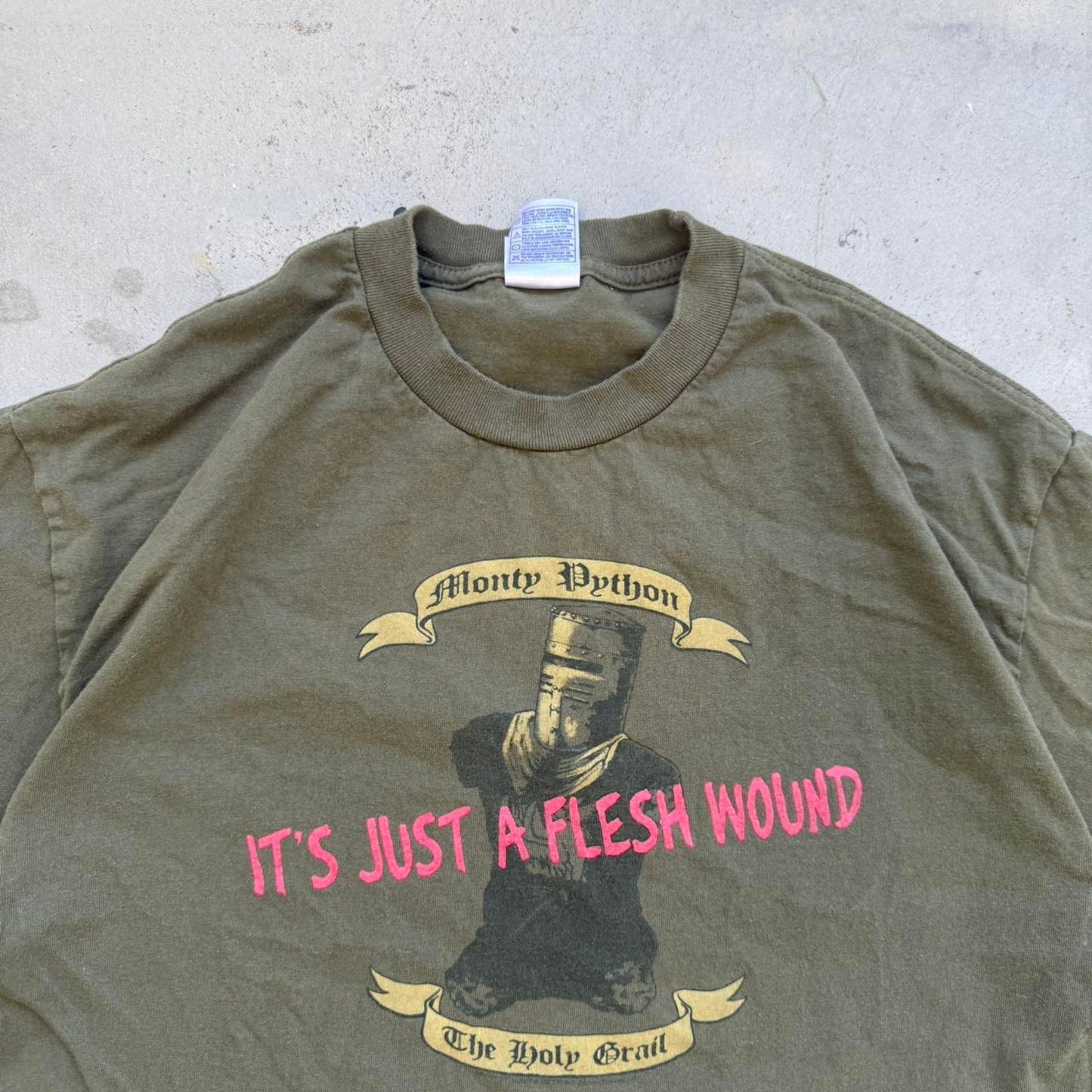 Vintage Y2K It’s Just a Flesh Wound Monty Python T-Shirt - Large