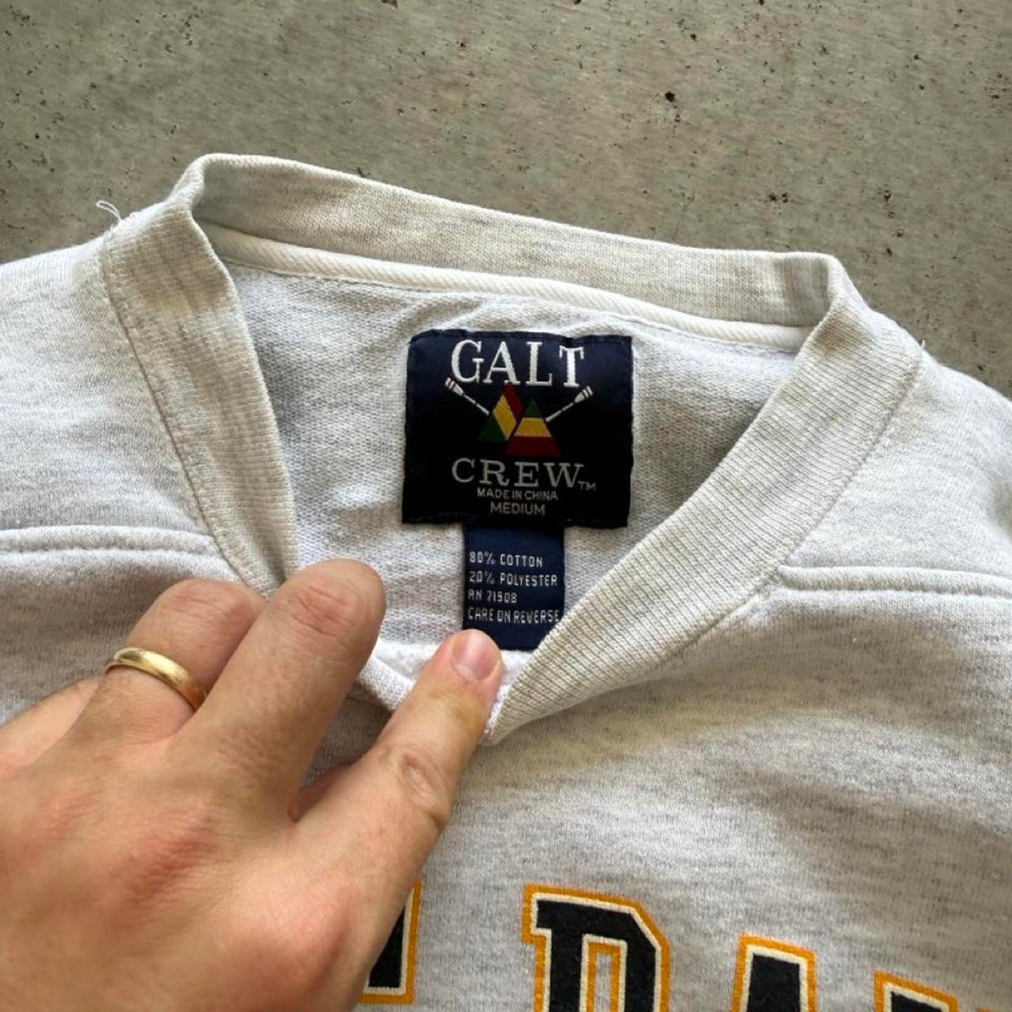 Vintage 90s Notre Dame Fighting Irish Crewneck - Medium