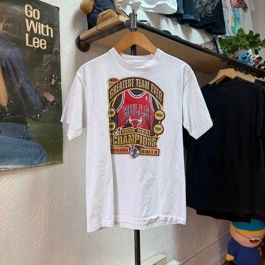 Vintage 90s Chicago Bulls Champions NBA T-Shirt - X-Small
