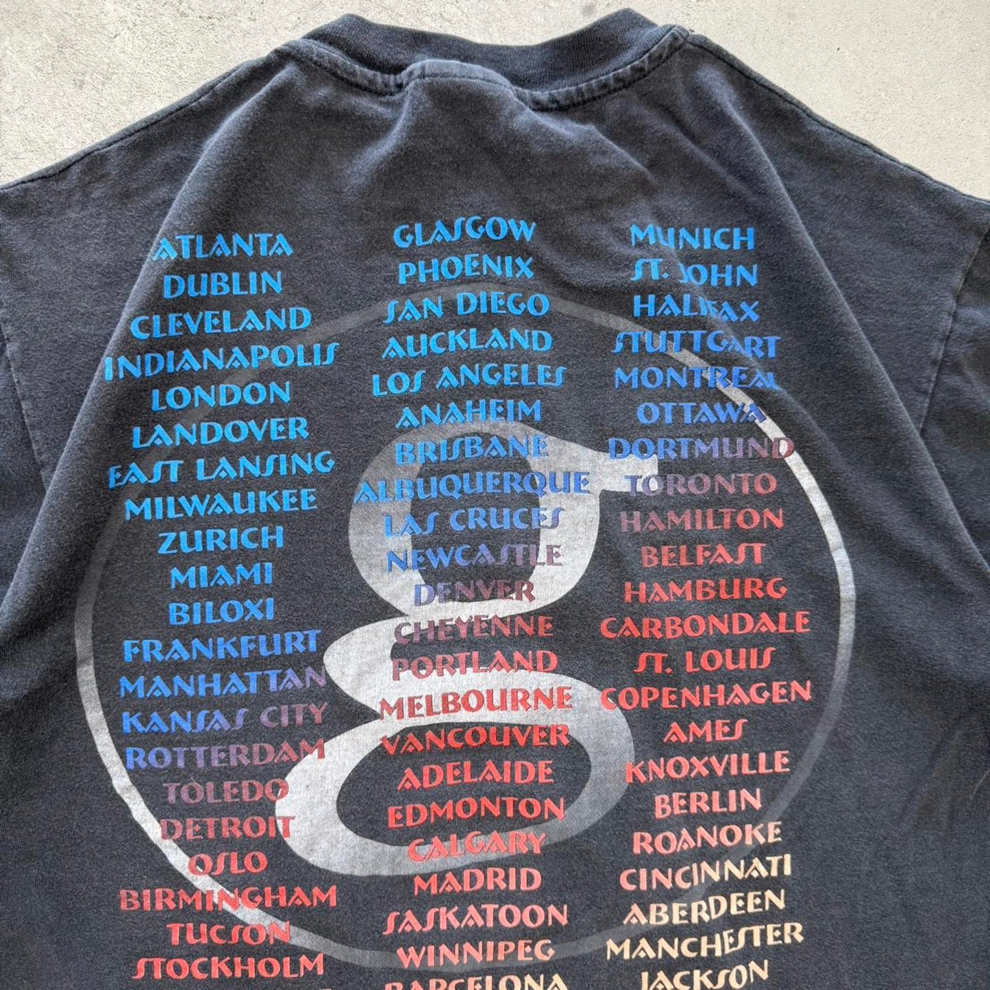 Vintage 90s Garth Brooks Country Music Band T-Shirt - Large
