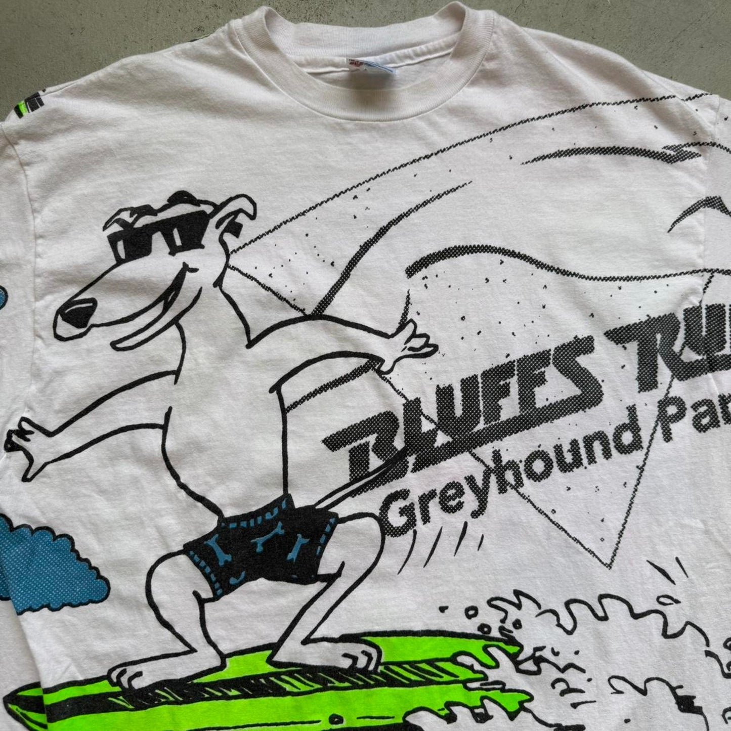 Vintage 90s Bluffs Run Greyhound Park Surfing AOP T-Shirt - X-Large