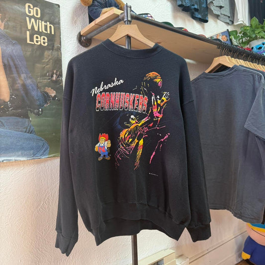 Vintage 90s Nebraska Cornhuskers Basketball Art Style Crewneck - X-Large