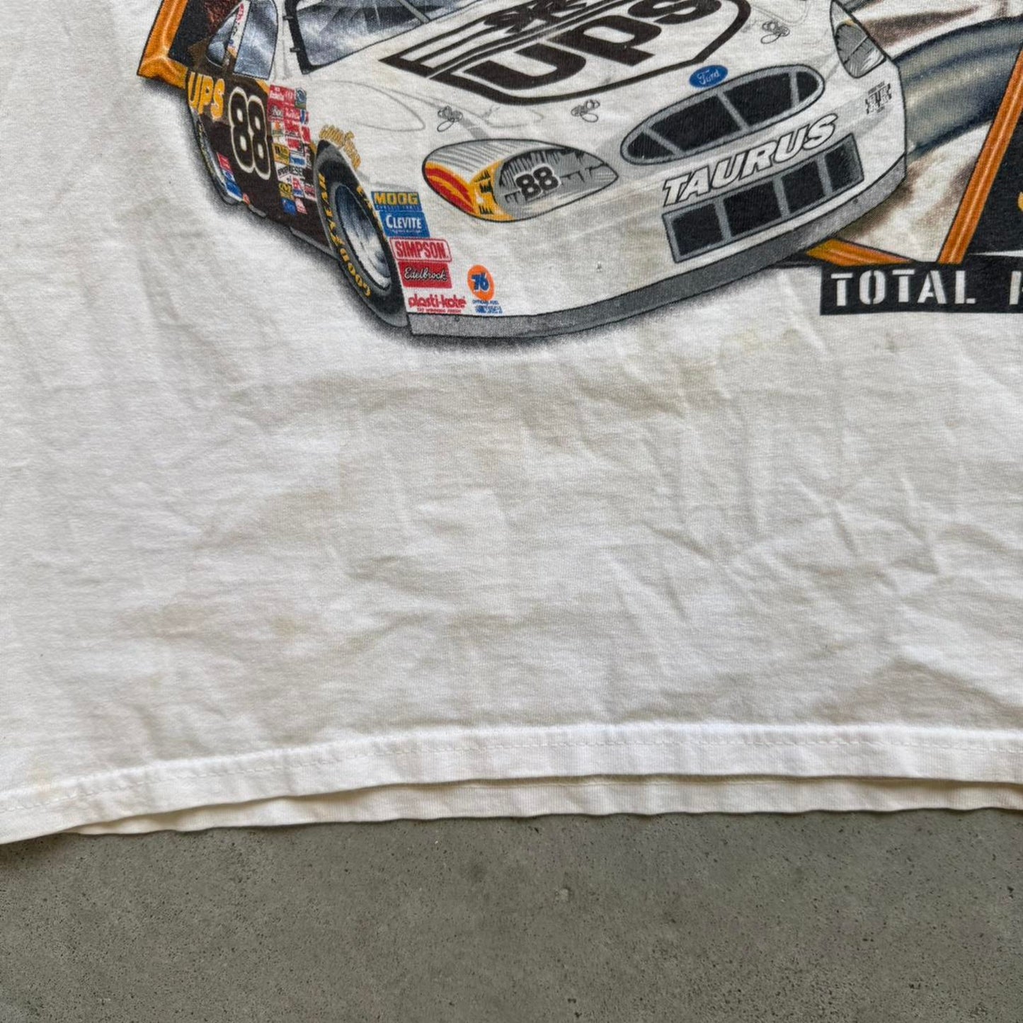 Vintage Y2K NASCAR Dale Jarrett Racing Race Car T-Shirt  - Medium