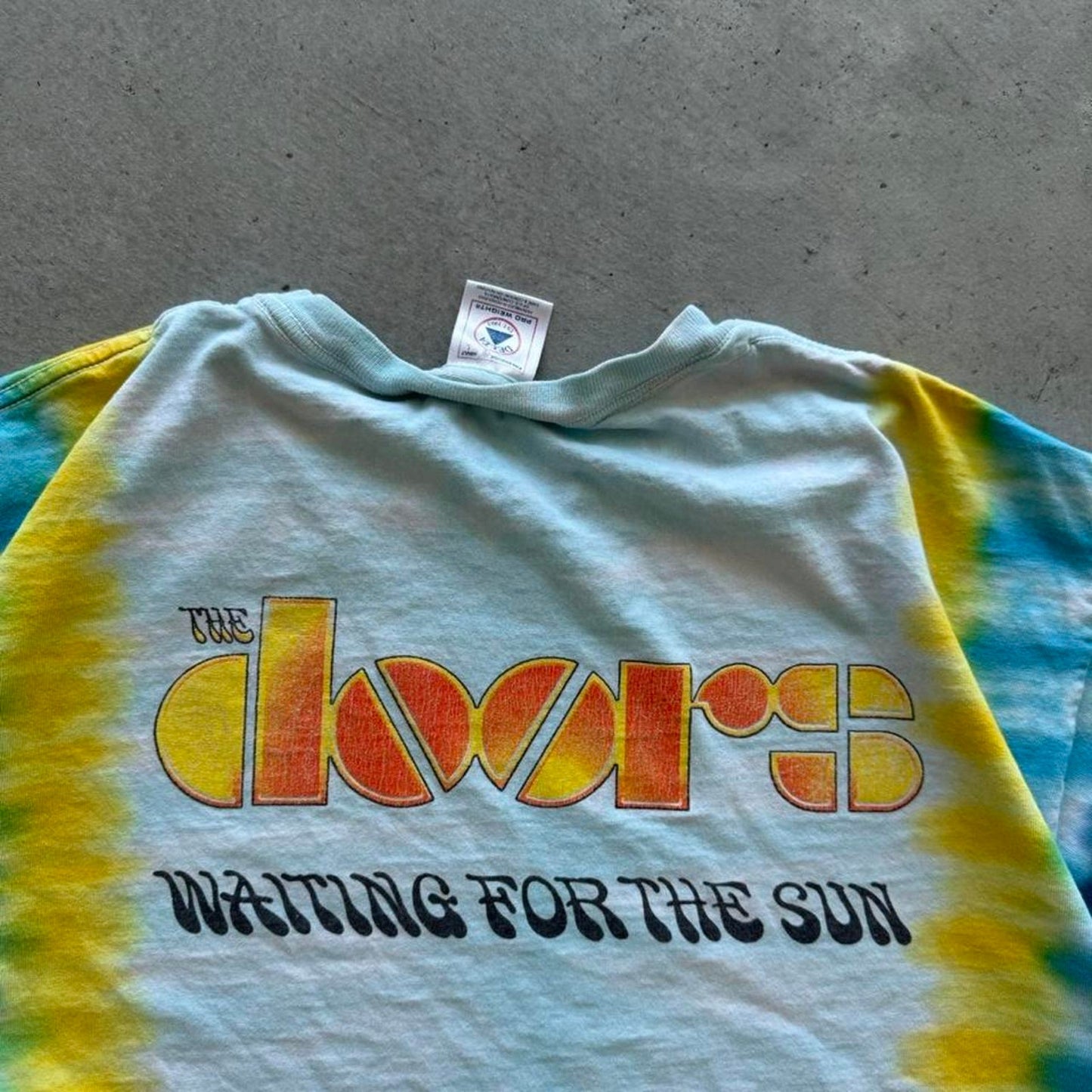Vintage 2002 The Doors Waiting for the Sun Bad T-Shirt - Large