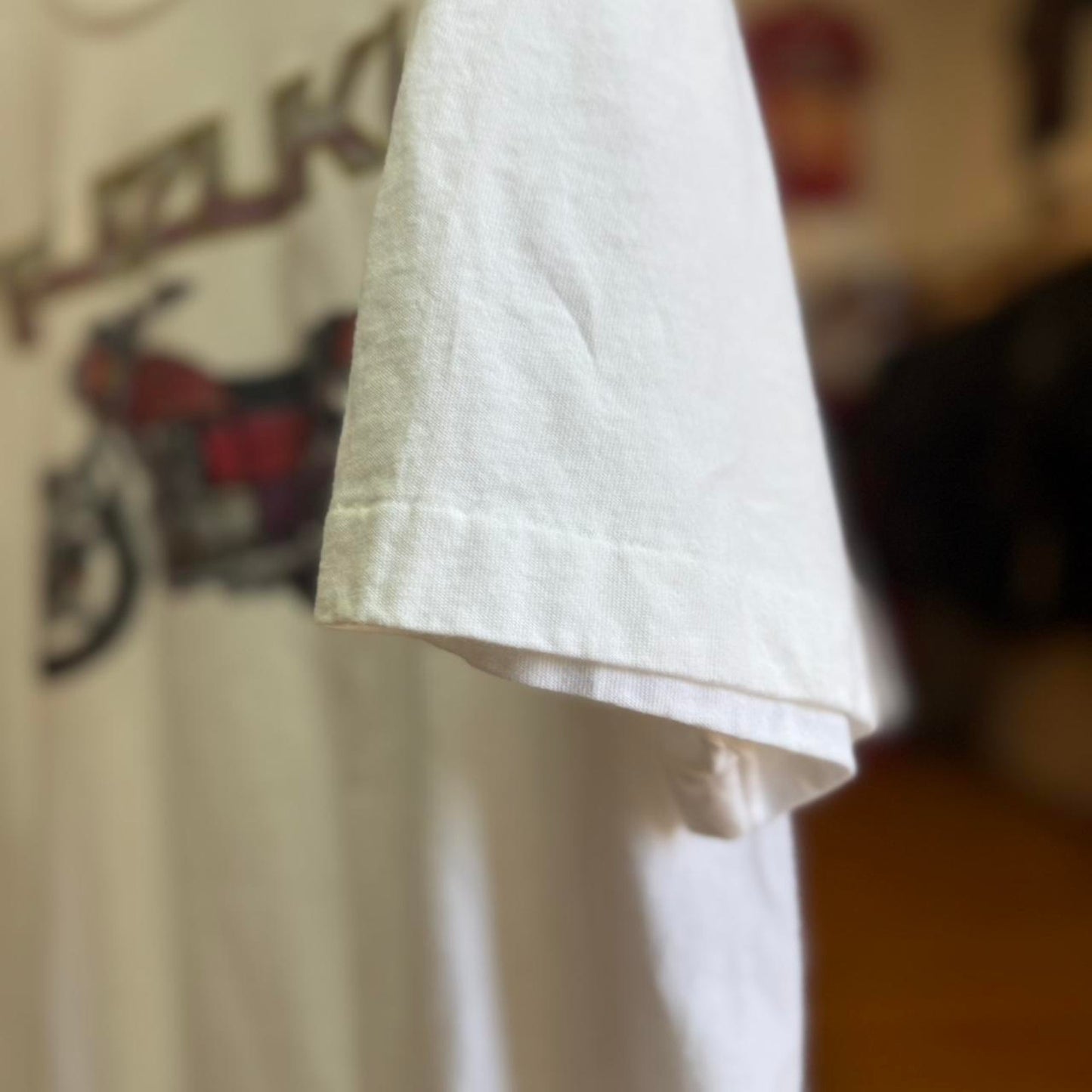 Vintage Suzuki Motorcycle Glitter Racing T-Shirt