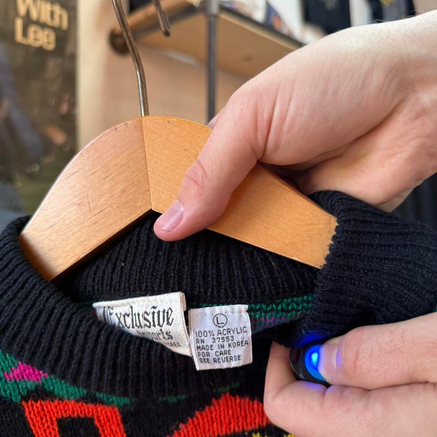 Vintage 90s Patterned Knit Sweater - Large (W)