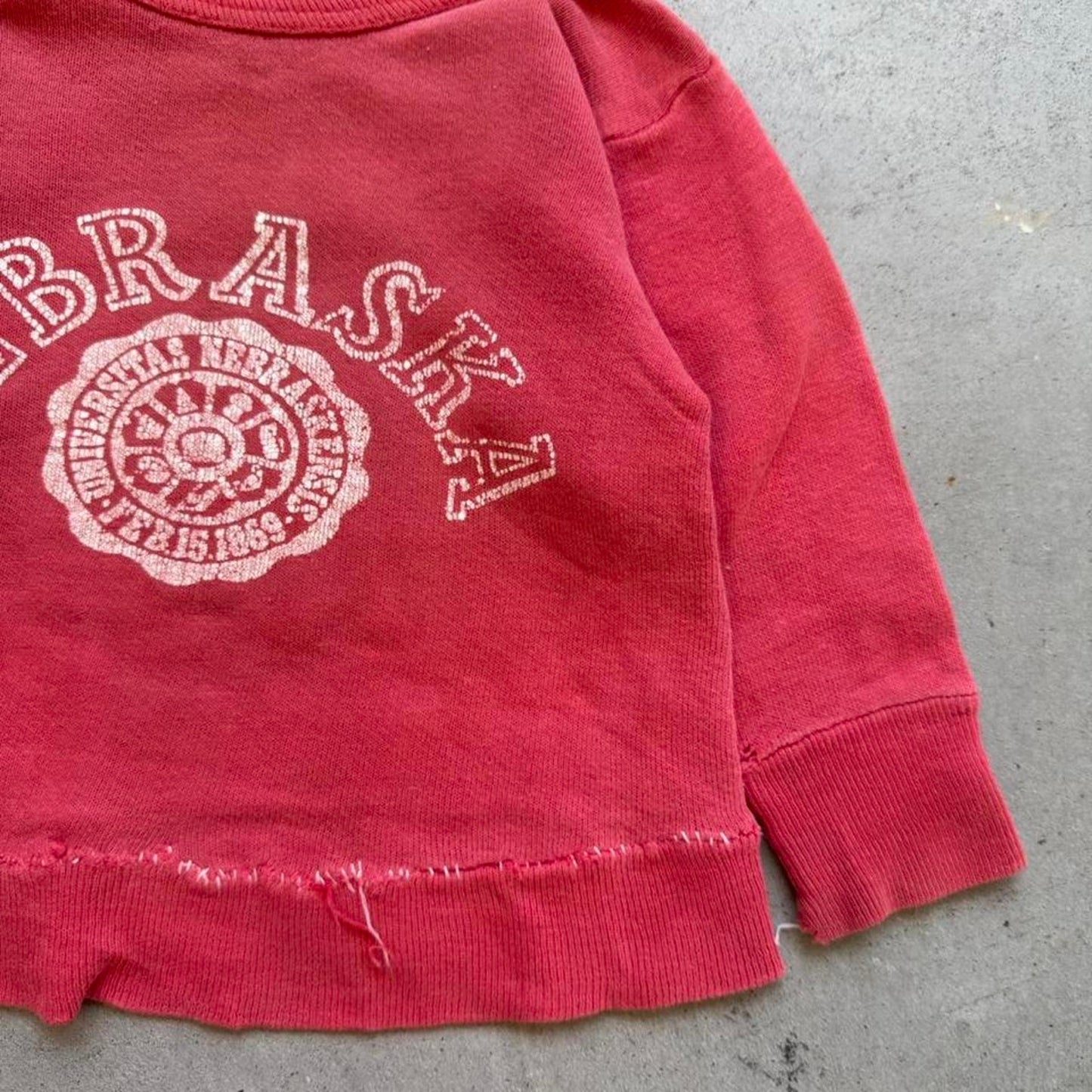 Vintage 1960s Nebraska Huskers School Crest Crewneck - Kids 1T