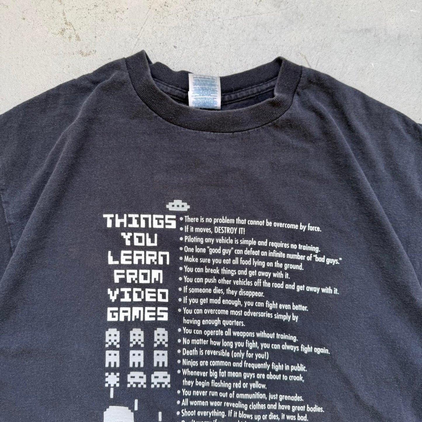Vintage Y2K Video Game Text Humor T-Shirt - Large