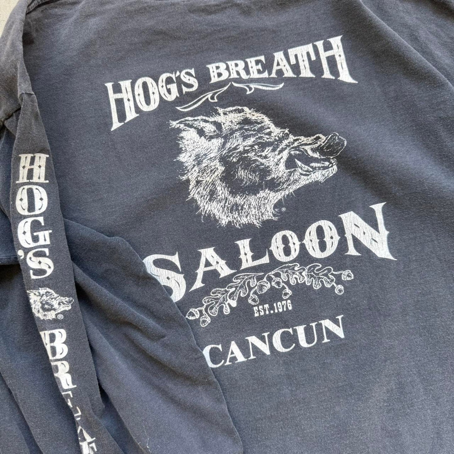 Vintage 90s Hogs Breath Saloon Cancun Motorcycle Biker T-Shirt - X-Large