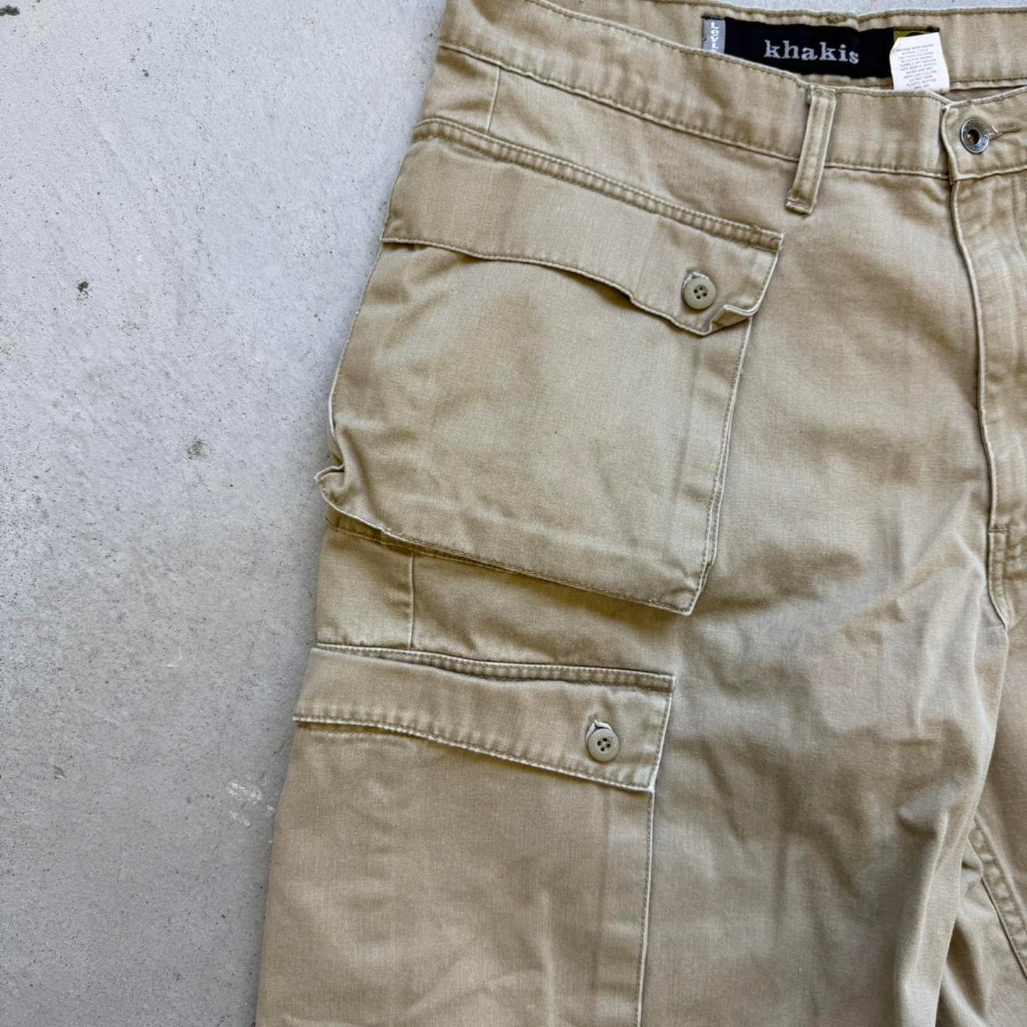 Vintage Levi’s Silvertab Cargo Shorts - 34"