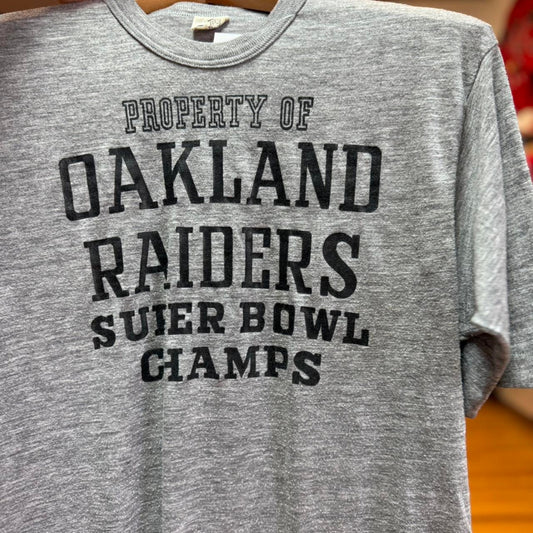 Vintage 80s Oakland Raiders Super Bowl Champs T-Shirt