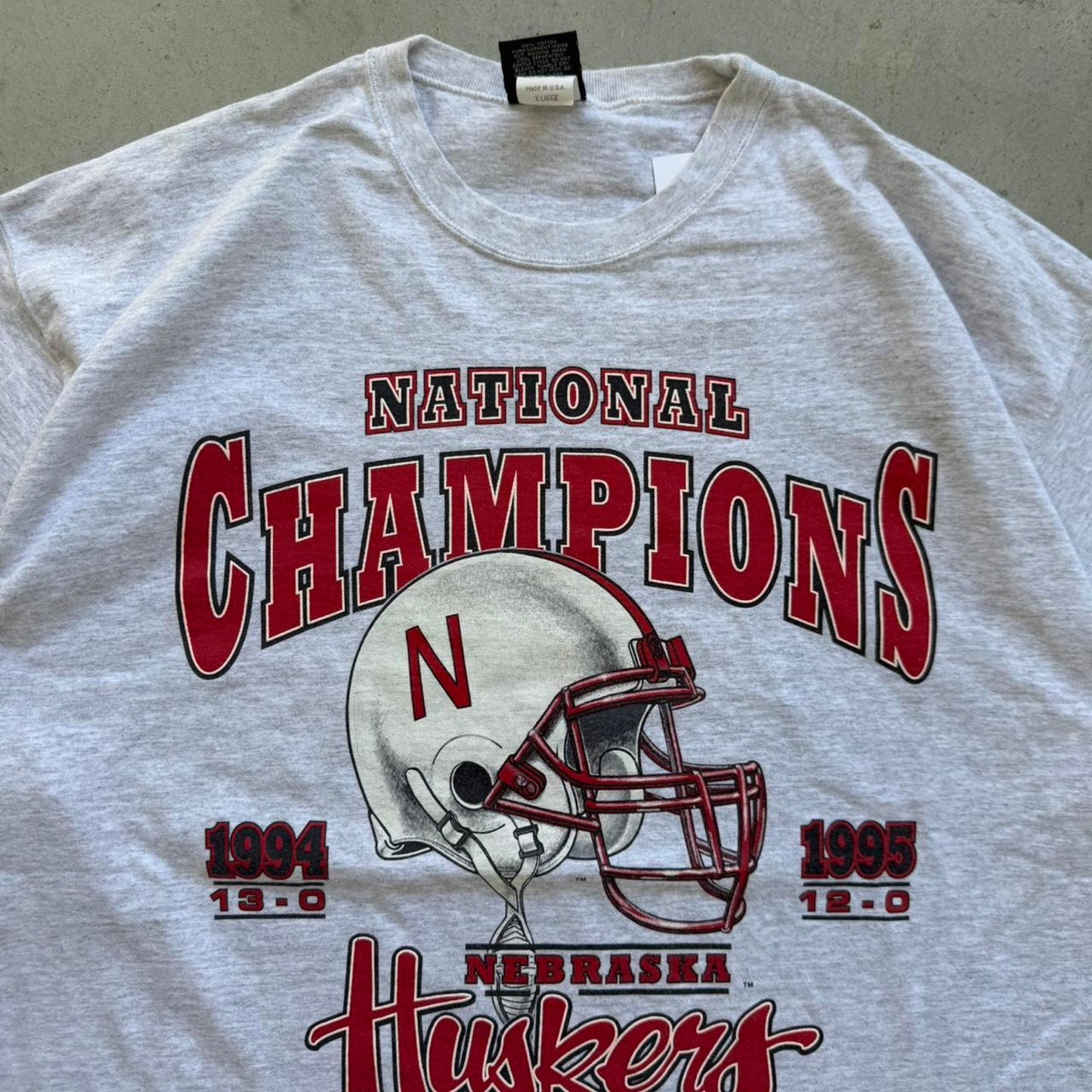 Vintage 1995 Nebraska Huskers National Champions Helmet T-Shirt - X-Large