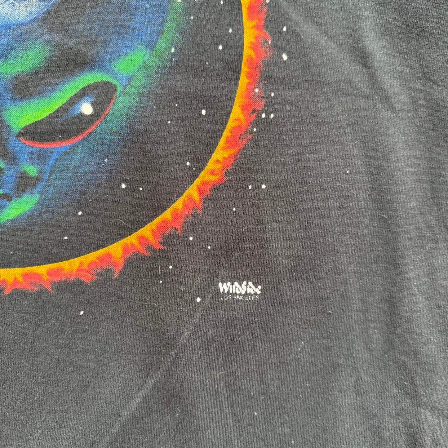 Vintage 90s Alien Earth Space T-Shirt - Large