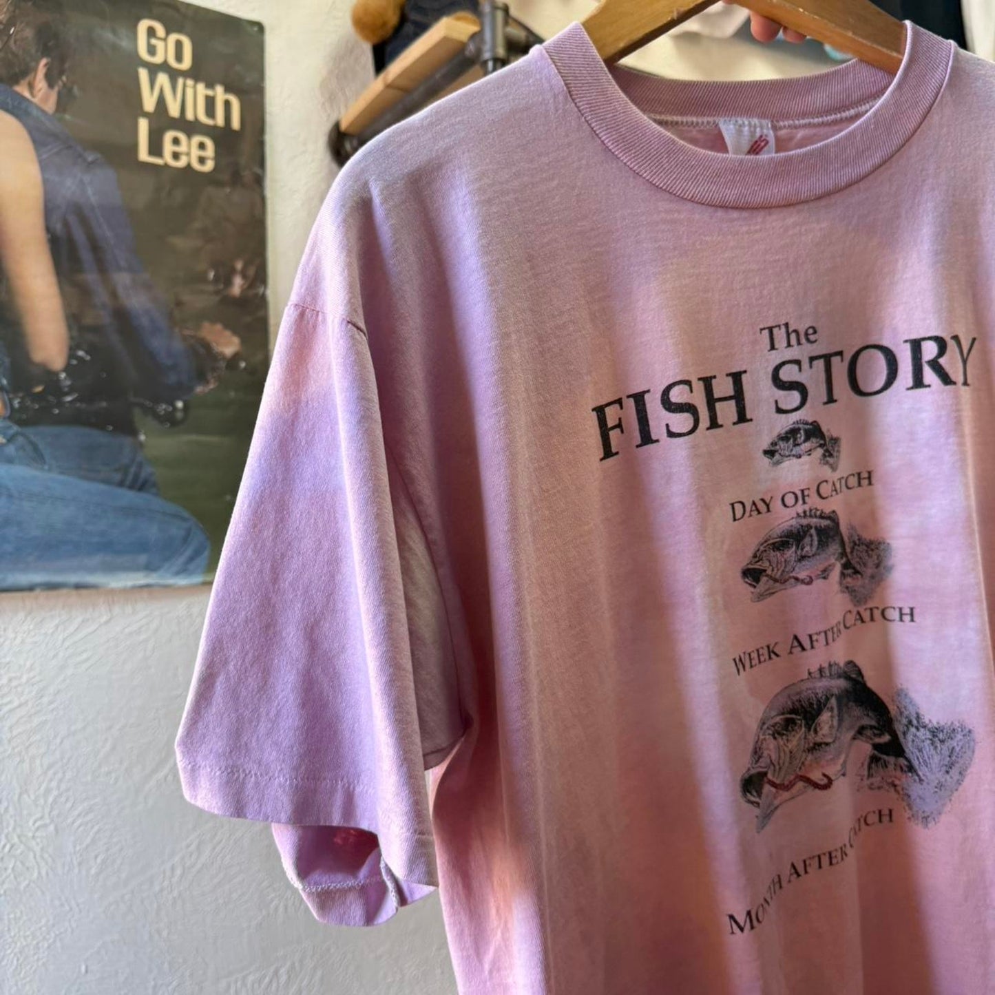 Vintage 90s Fishing The Fish Story Funny T-Shirt - X-Large