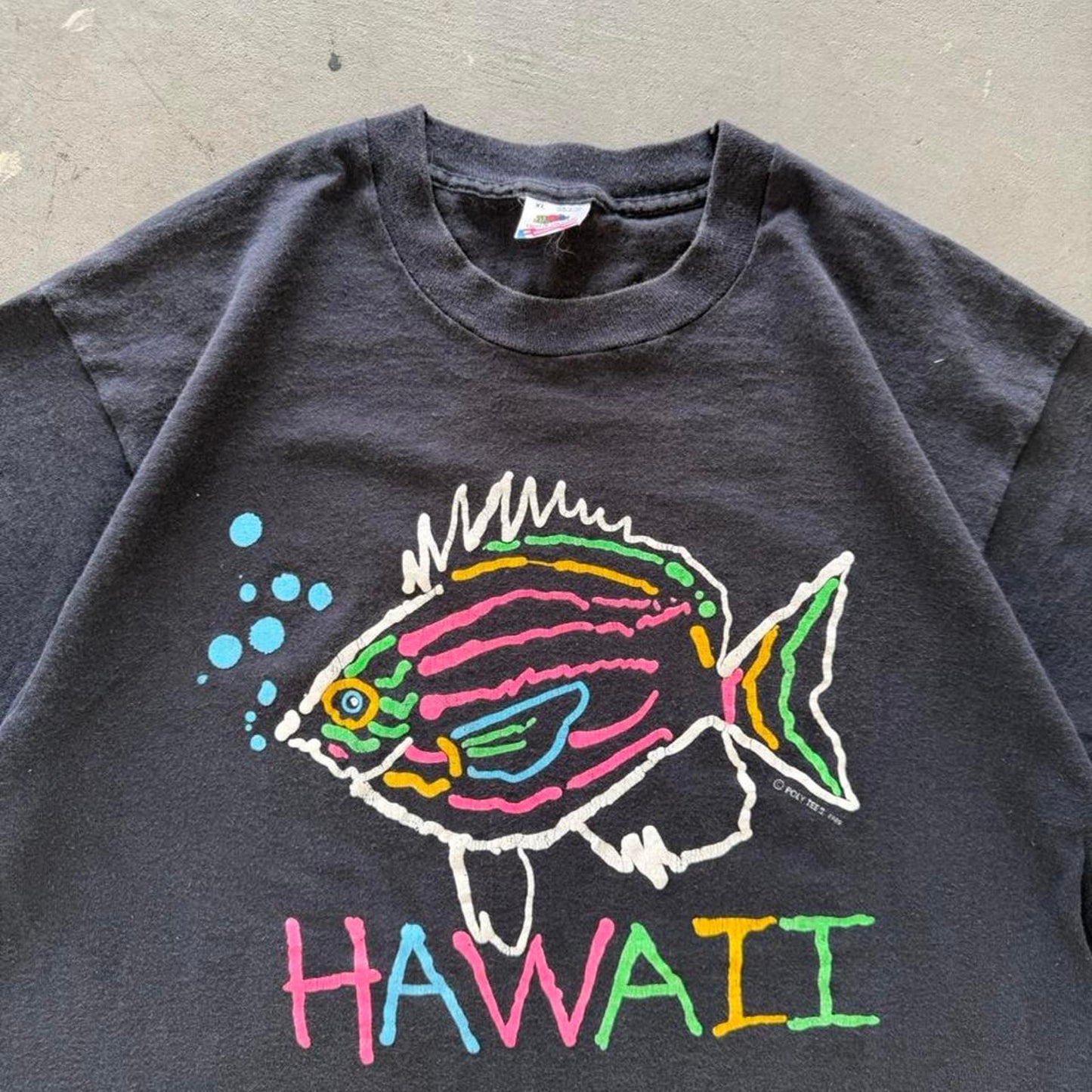 Vintage 90s Hawaii Fish Art Neon T-Shirt - X-Large