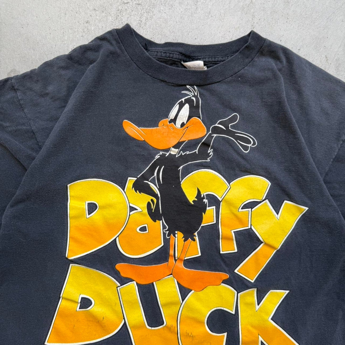 Vintage 90s Daffy Duck Looney Tunes Cartoon T-Shirt - X-Large