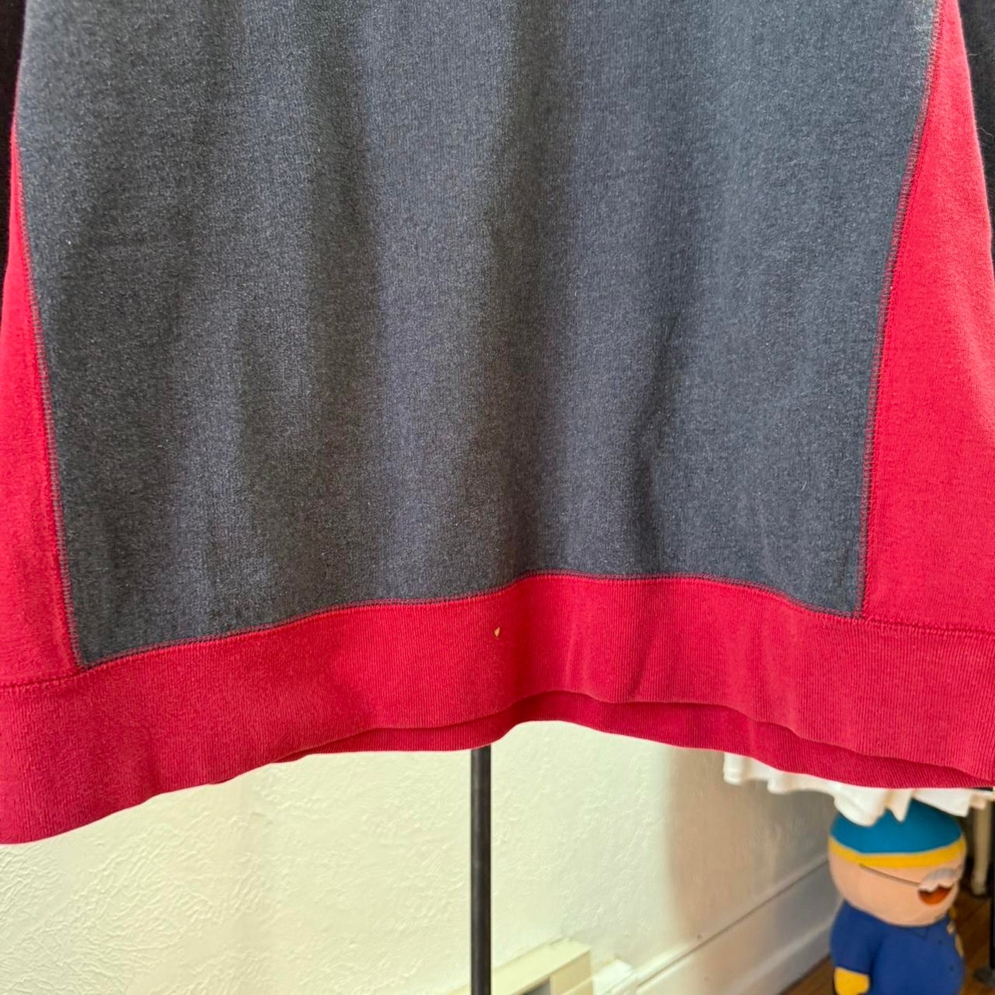 Vintage 90s Tommy Hilfiger Embroidered Logo Crewneck - X-Large