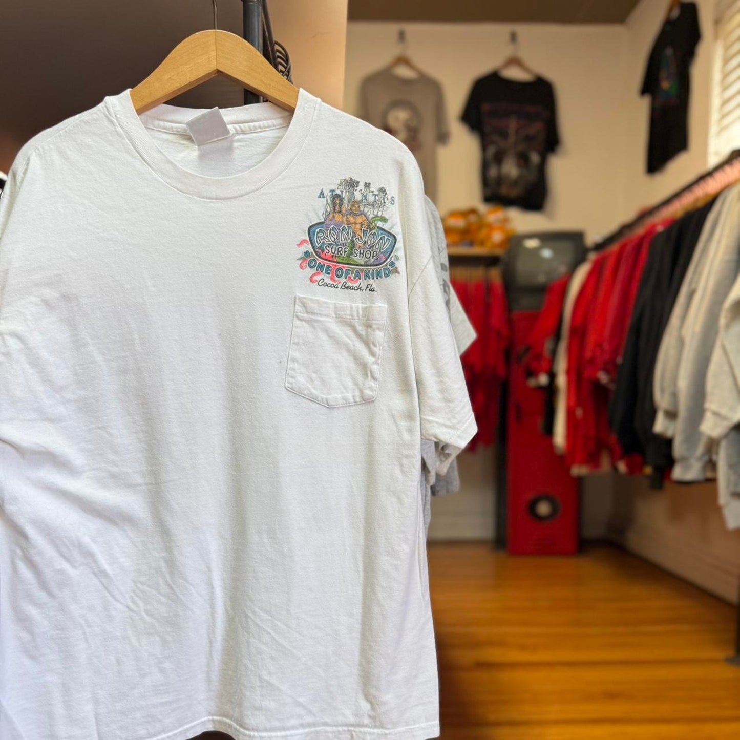 Vintage 90s Ron Jon Atlantis Pocket T-Shirt - X-Large