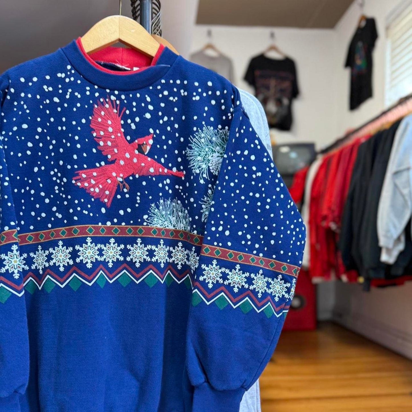 Vintage 90s Cardinal Snow Winter All Over Print Crewneck - Medium