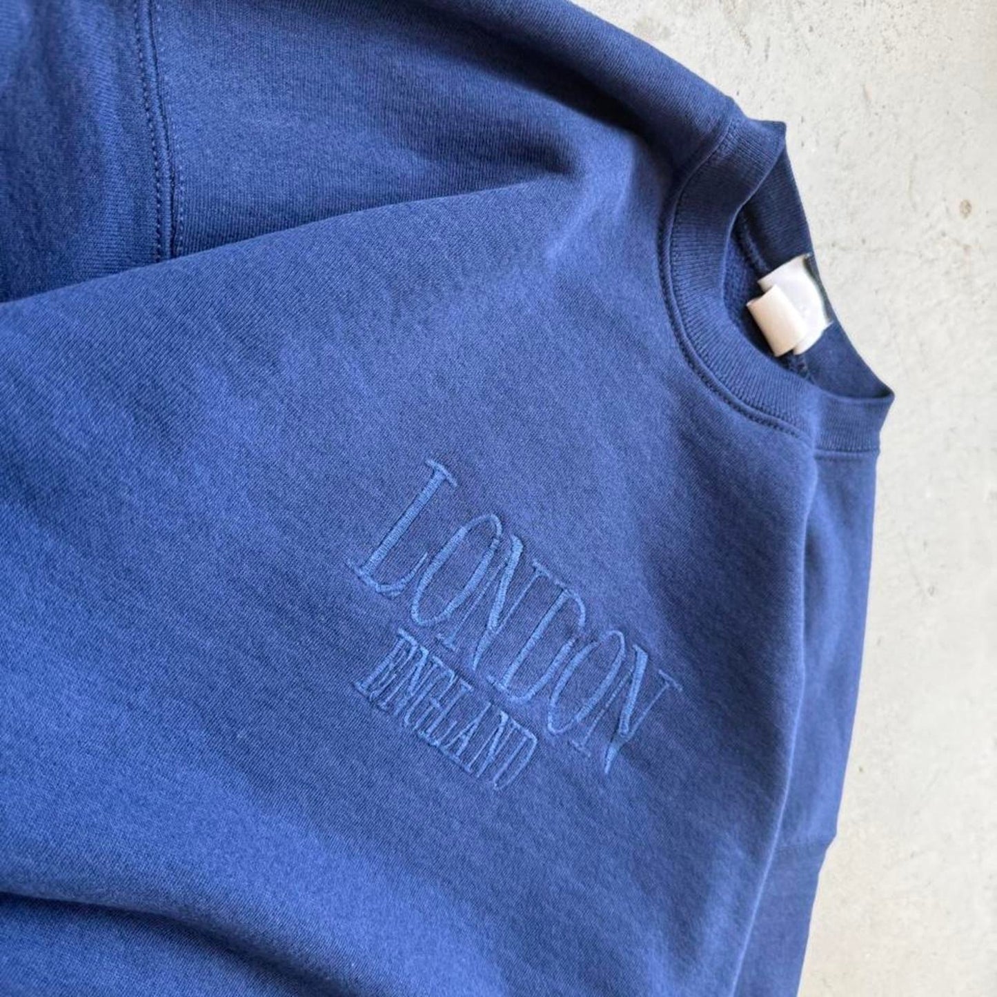 Vintage 90s London England Embroidered Crewneck - Large