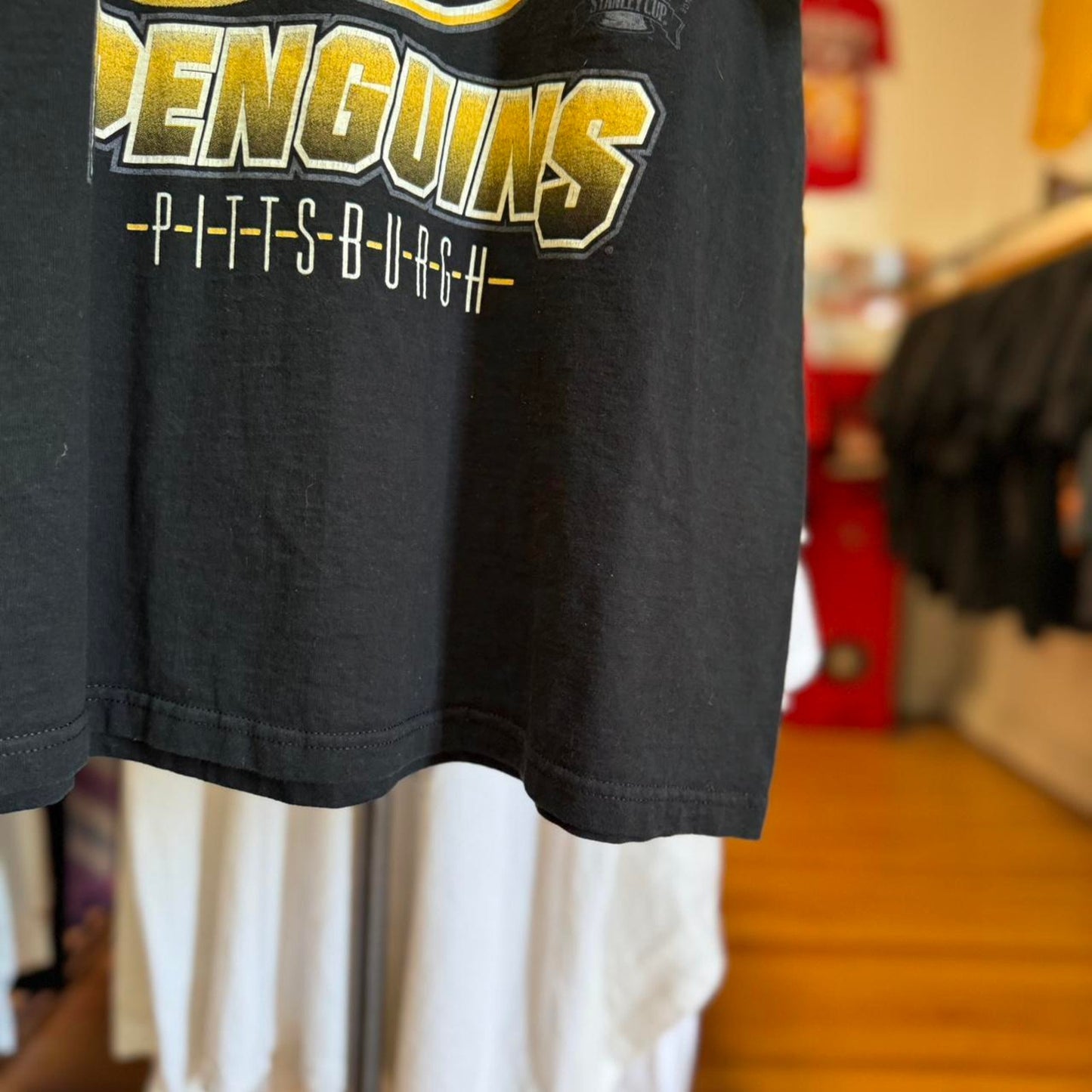 Vintage 90s Pittsburgh Penguins Champions NHL Hockey T-Shirt