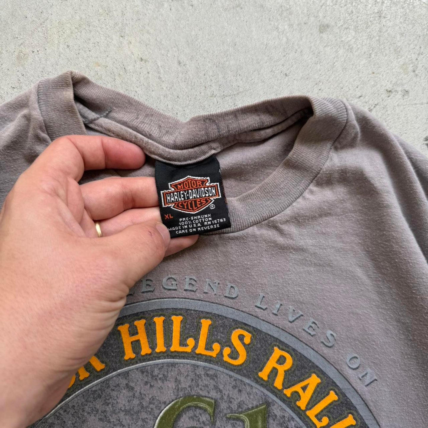 Vintage Harley Davidson Motorcycles Black Hills Rally Biker T-Shirt - X-Large