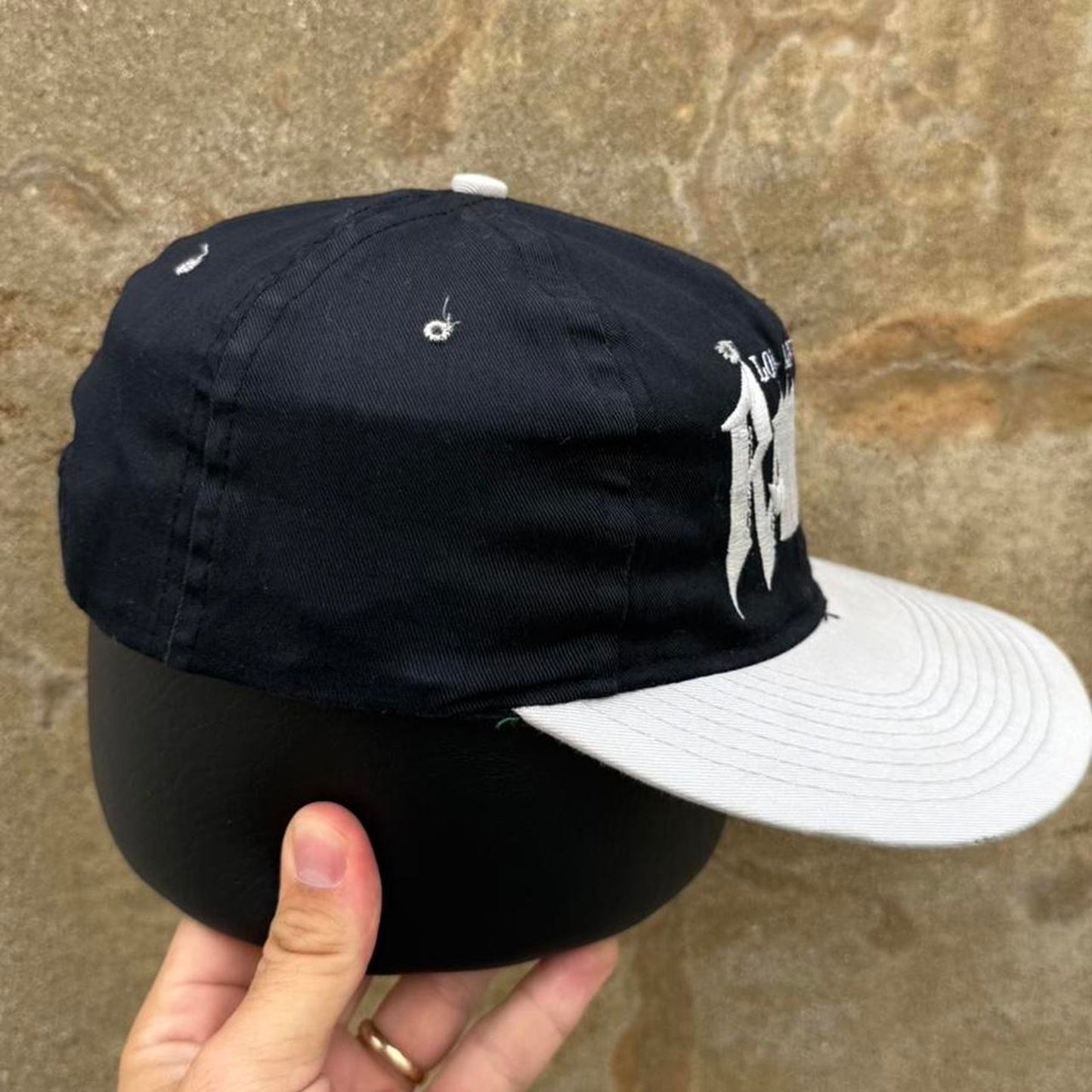 Vintage 90s Los Angeles Raiders NFL Snapback