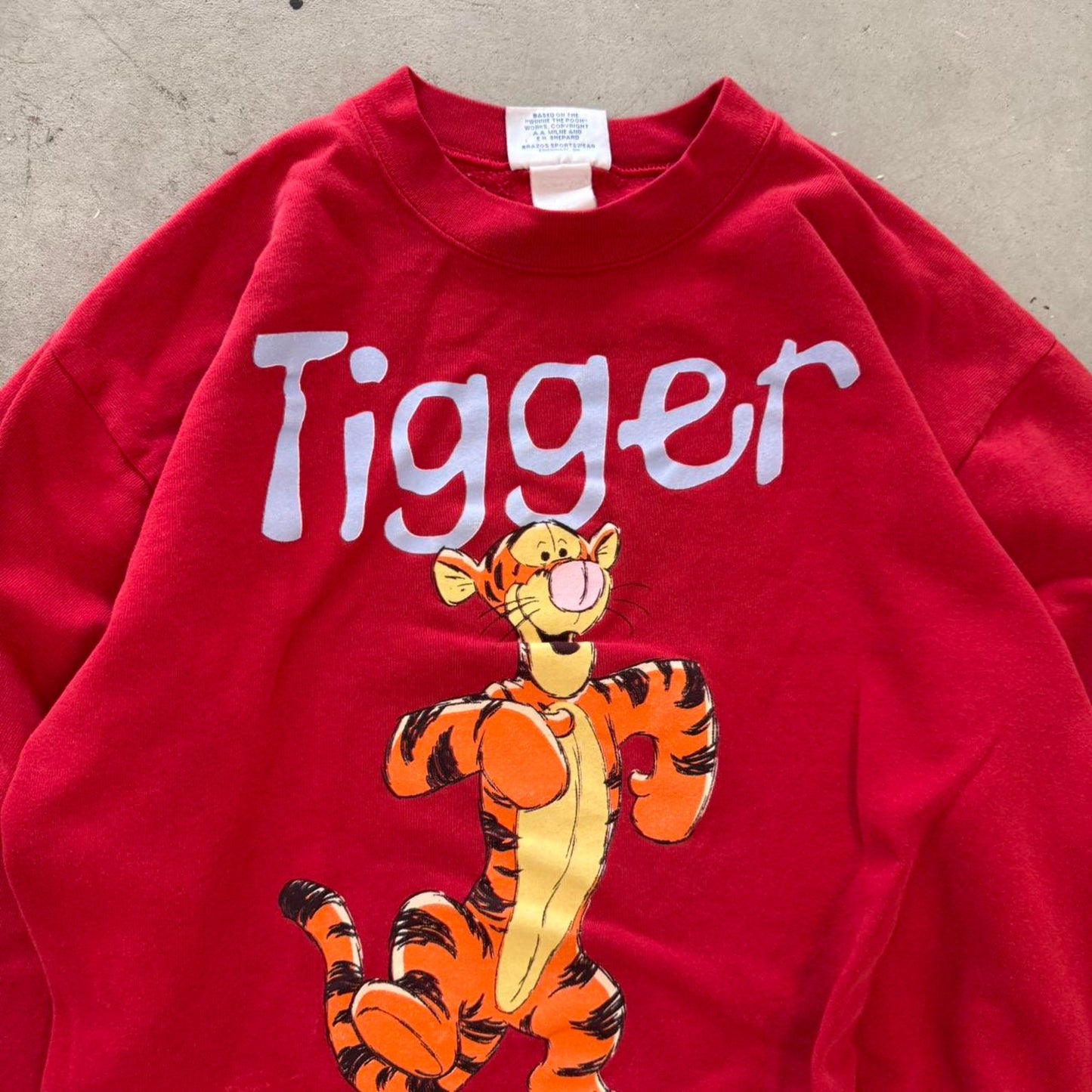 Vintage 90s Disney Tigger Winnie the Pooh Crewneck - Large