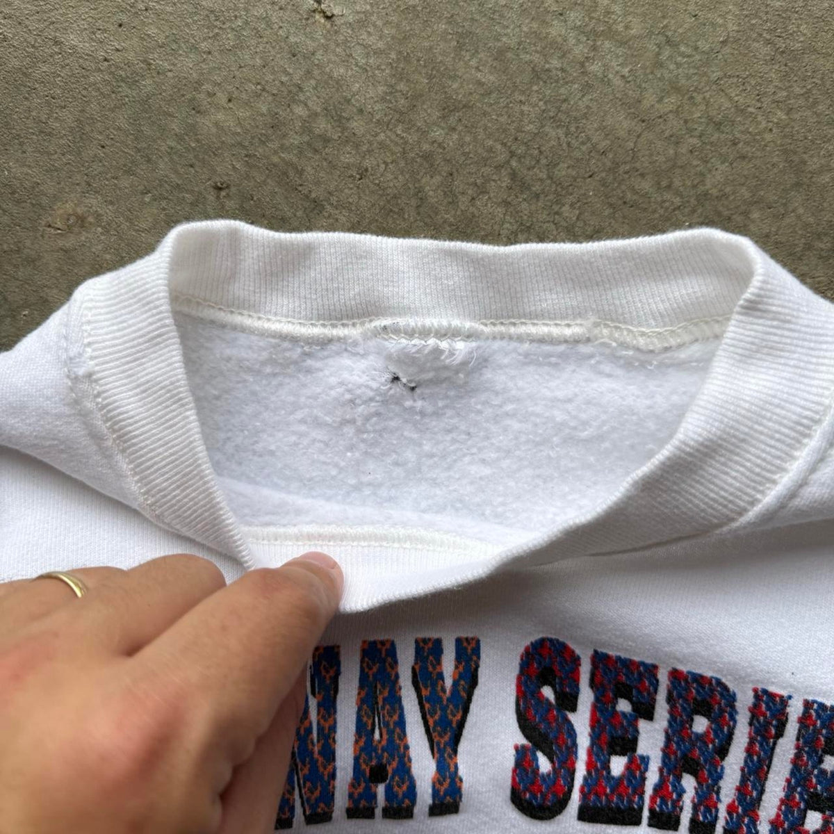 Vintage 2000 Subway Series Mets and Yankees MLB Crewneck - Large