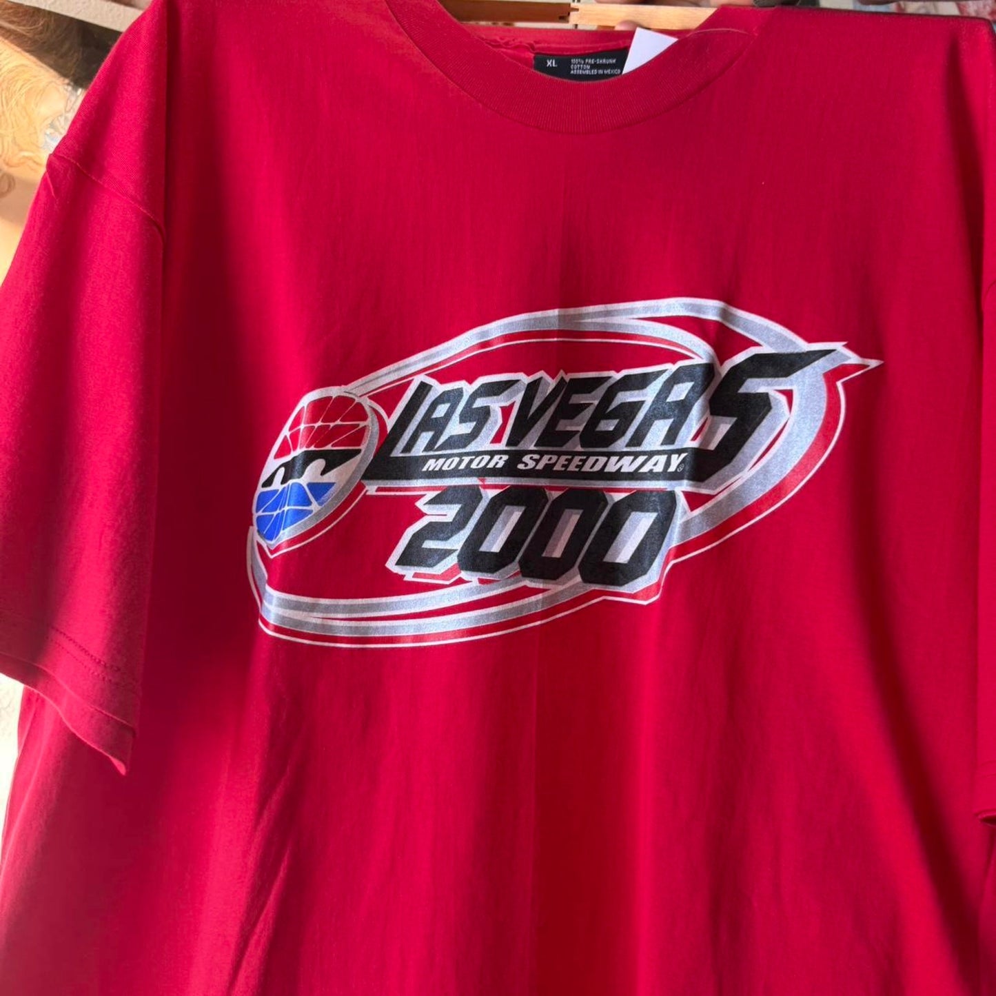 Vintage 2000 Las Vegas Speedway NASCAR Racing Race Car T-Shirt - X-Large