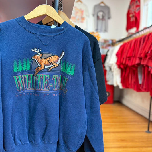 Vintage 90s White Tail Deer Animal Embroidered Crewneck