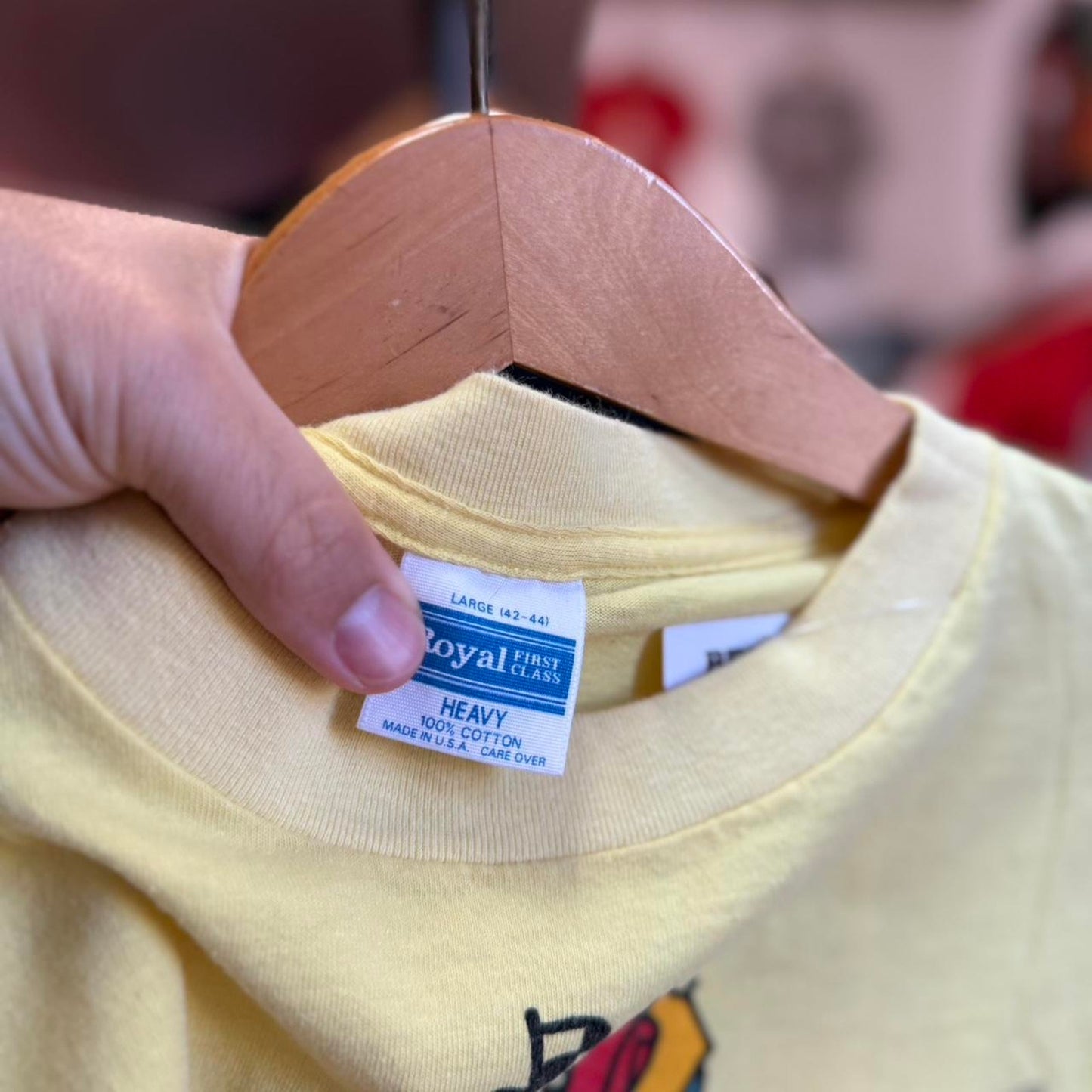 Vintage 1987 Indianapolis 500 Racing Racecar NASCAR T-Shirt - Medium