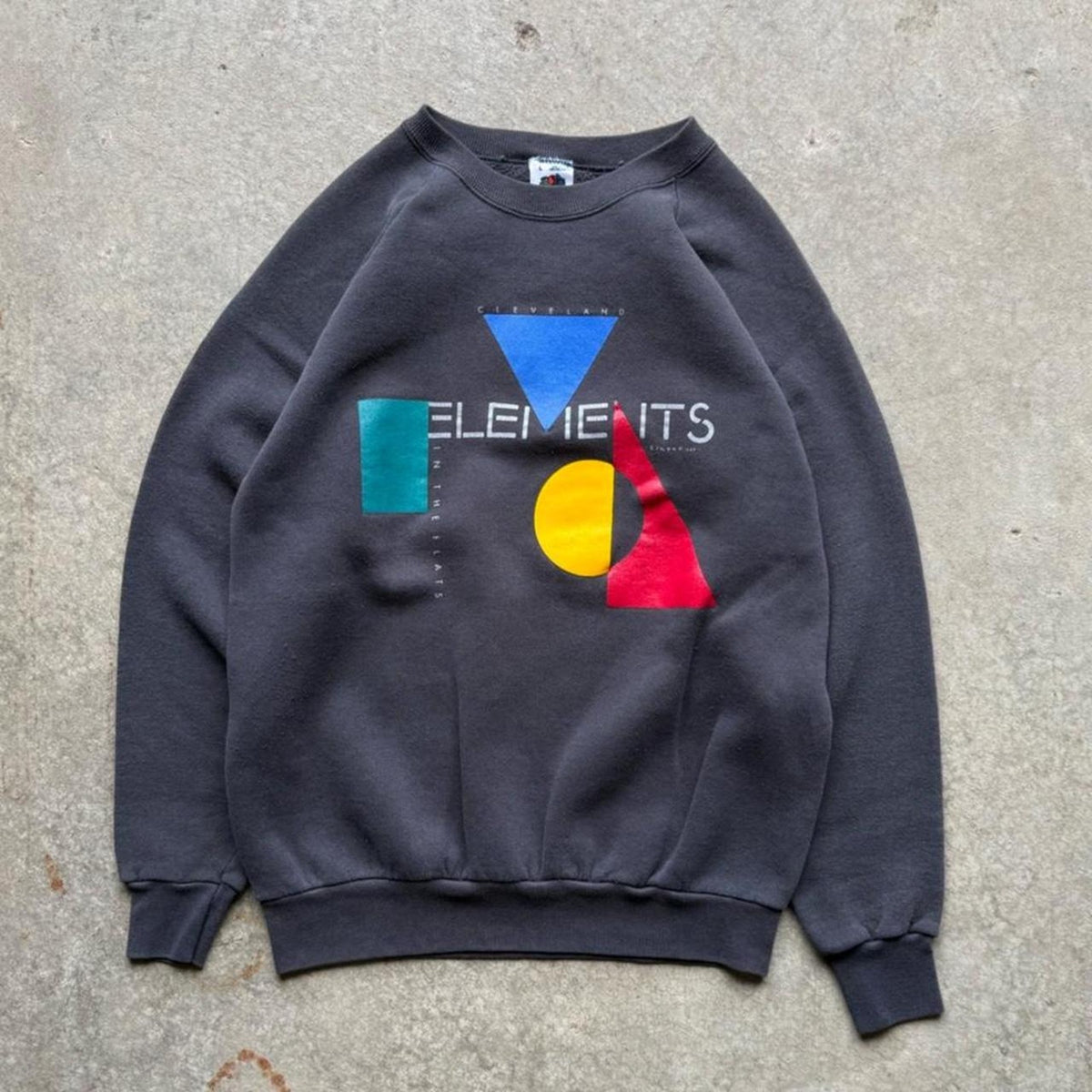 Vintage 90s Elements Shape Art Style Crewneck - Large