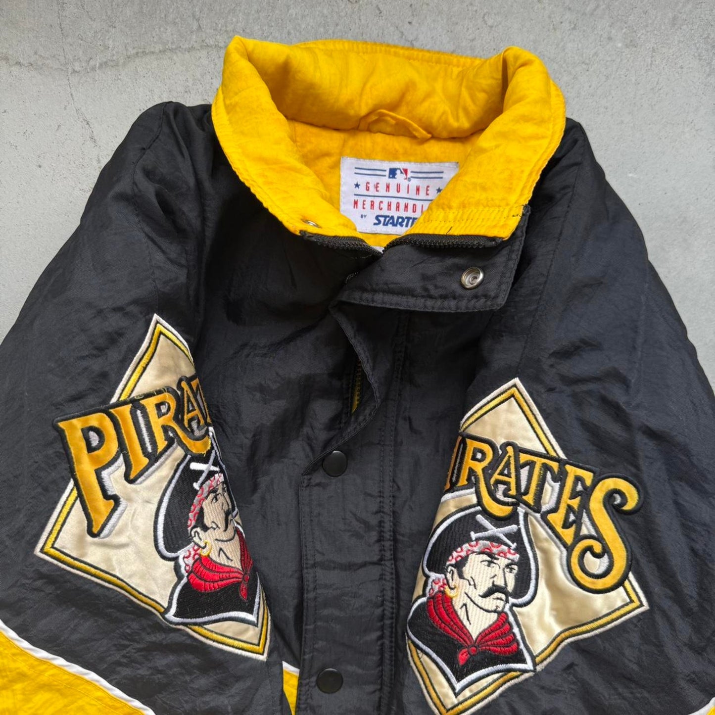 Vintage 90s Pittsburgh Pirates MLB Starter Jacket - Large