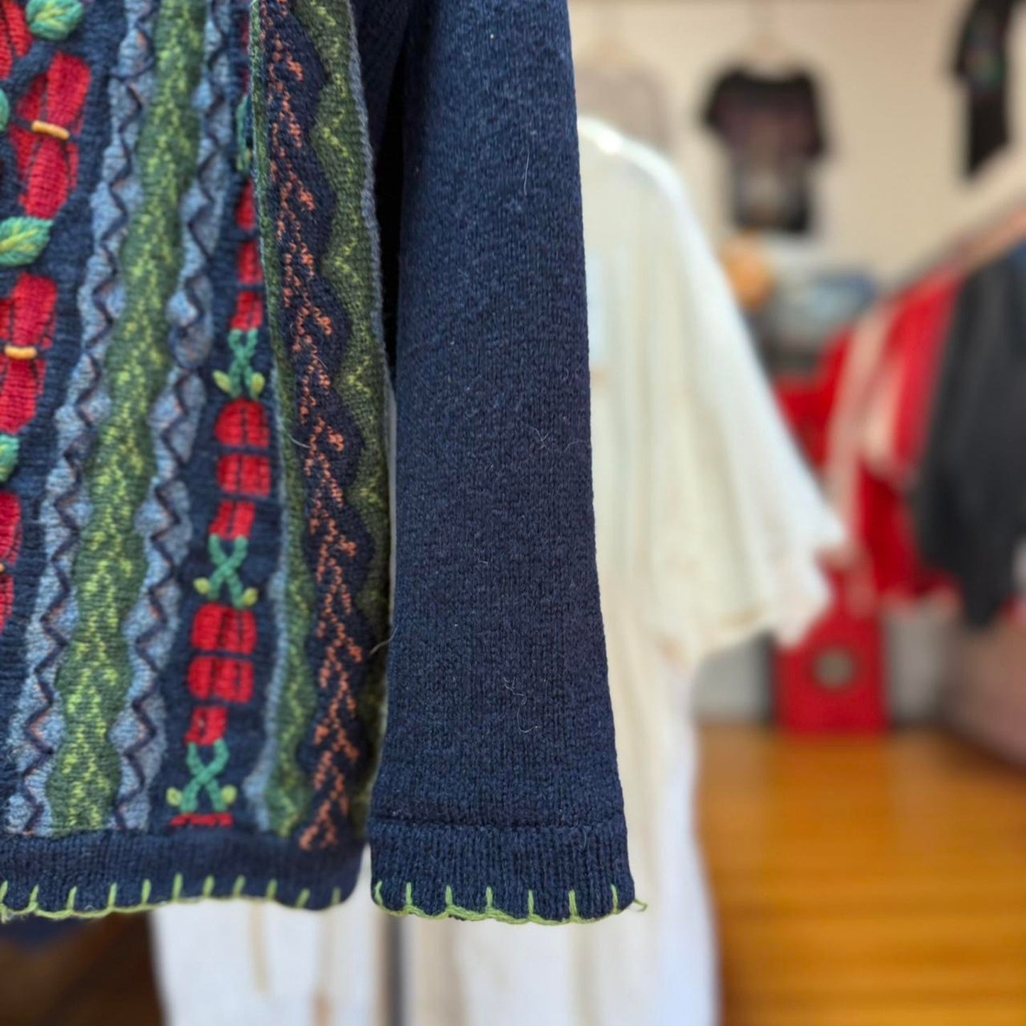 Vintage 90s Leaf Nature Knitted Cardigan Sweater - Medium