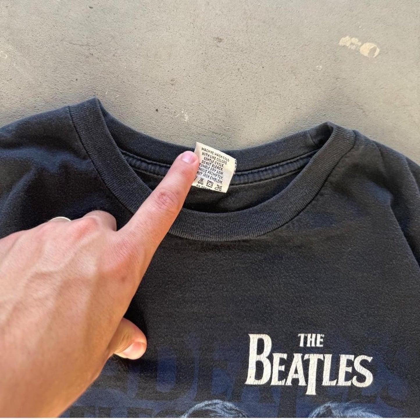 Vintage 2002 The Beatles Band T-Shirt - XX-Large