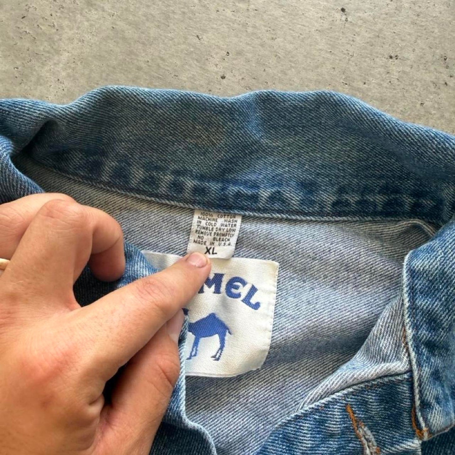 Vintage 90s Joe Camel Pool 8 Ball Jean Jacket - X-Large