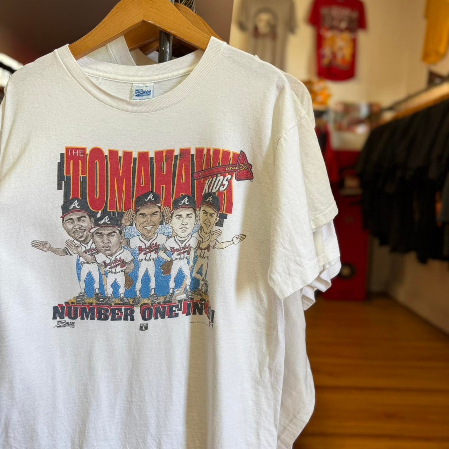 Vintage 90s Atlanta Braves Tomahawk Kids MLB Baseball T-Shirt