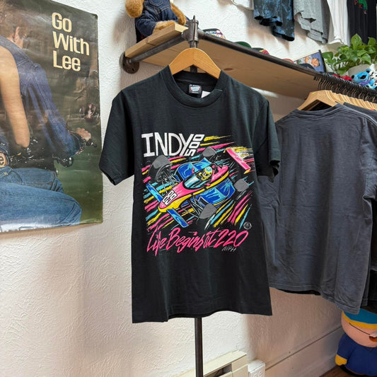 Vintage 90s Indy 500 Art Style Racing T-Shirt - Medium