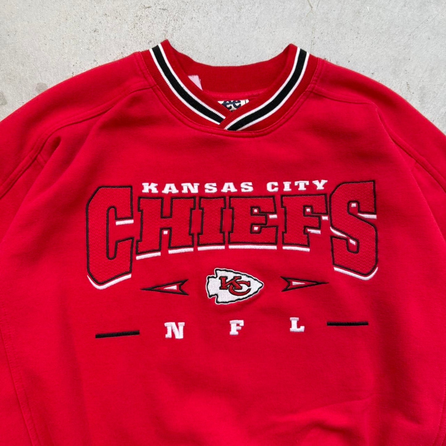 Vintage 90s Kansas City Chiefs NFL Sports Crewneck - Large